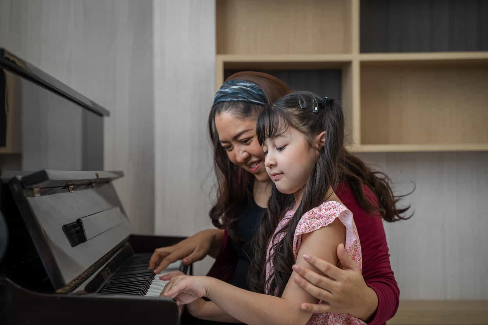 Featured image for Best Way to Learn Piano: A Comprehensive Guide for Kids and Parents