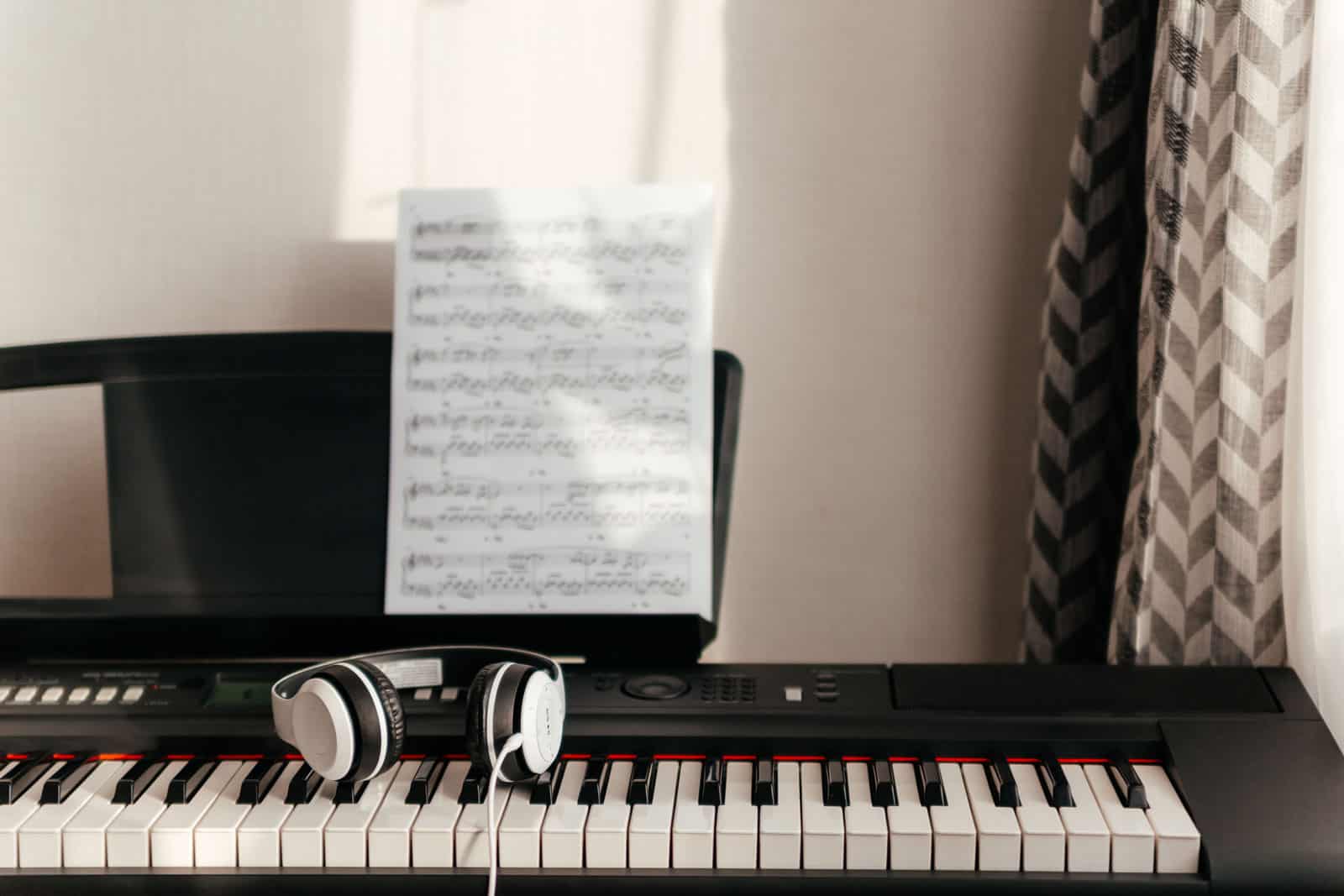 Featured image for Recommended Piano Books for Beginners: Kid-Friendly Picks That Work With the Volz Piano Method