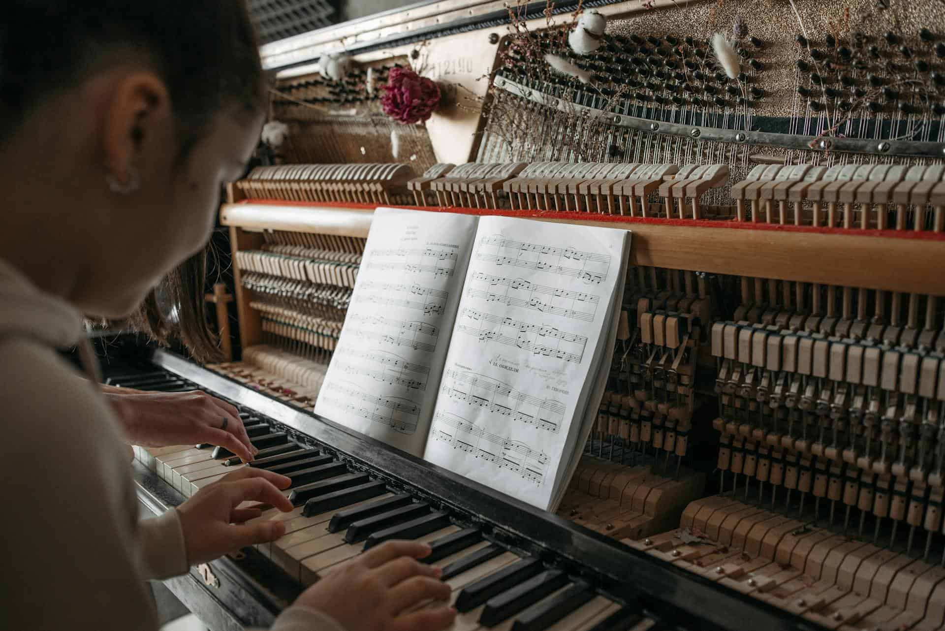 Featured image for The Ultimate Guide to Piano Teaching Methods for Kids: Volz Piano’s Expert Approach in Salt Lake & Utah Counties