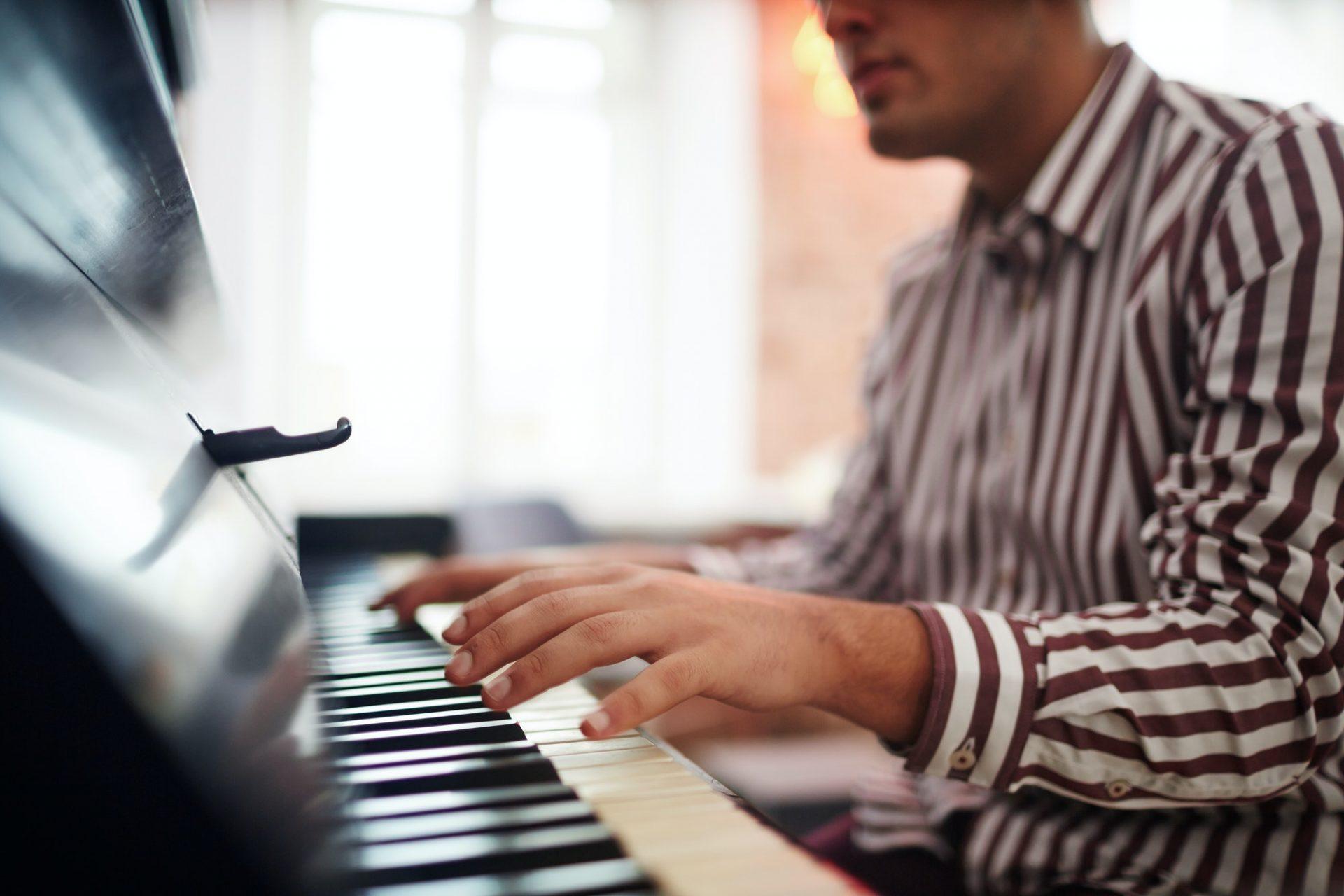 Start Your Musical Journey with Beginners Piano Lessons at Volz Piano